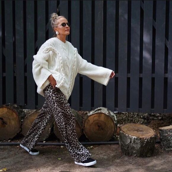 H&M Cable Knit Chunky Oversized Sweater Braided - Picture 15 of 16